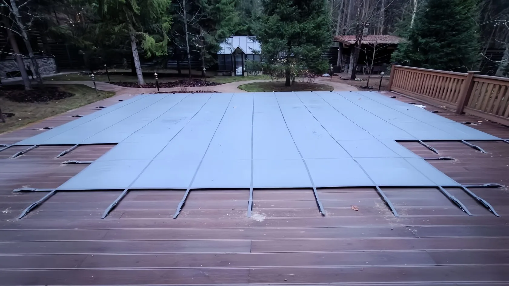 Покрывало для бассейна Laguna Cover Mesh в Великом Новгороде