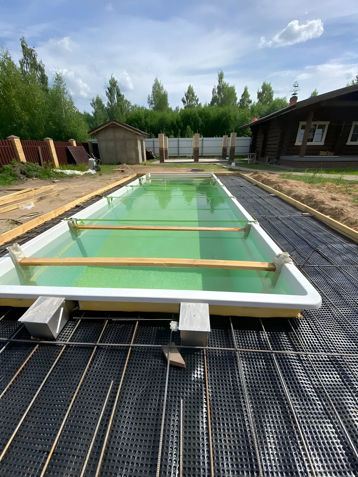 Laguna 9 — вечернее освещение в Великом Новгороде