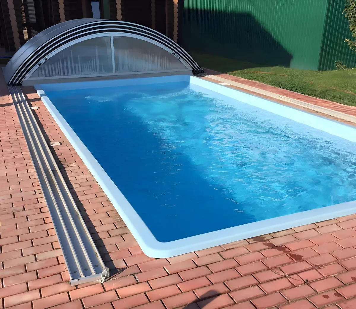 Laguna 7 — вечернее освещение в Великом Новгороде